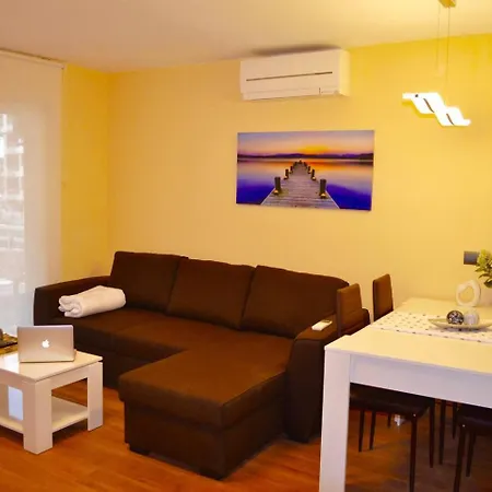 Holgaristic - Apartment Montblanc Seclo Salou Exterior photo
